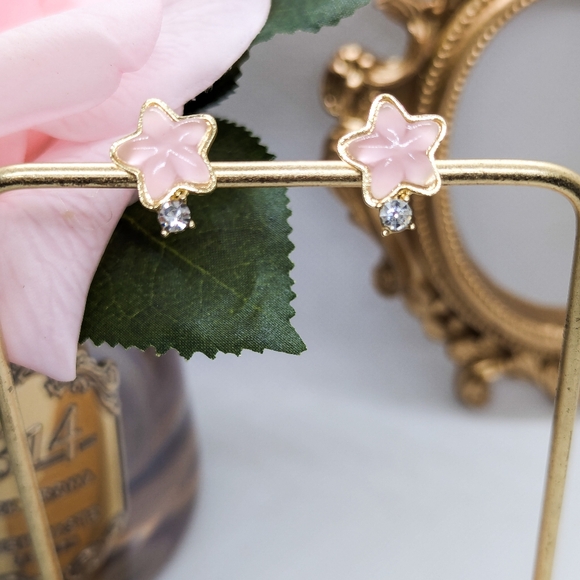 Pink Enamel Star & Crystal Stud Earrings Kawaii Dainty Style - Picture 5 of 5